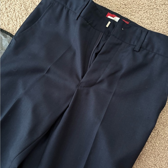 Boys 3 piece Navy suit 10-12 - Picture 11 of 16